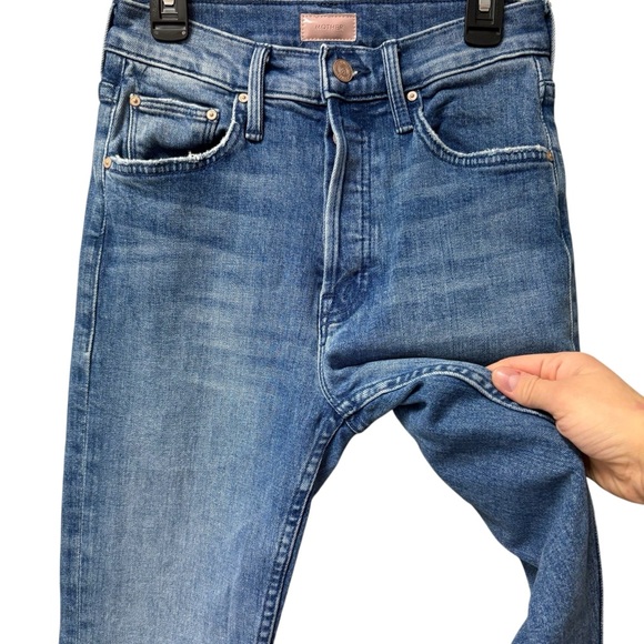 Mother The Tomcat Ankle Fray From Out of Town Wash Denim Button Fly Jeans 24 EUC - Picture 5 of 12